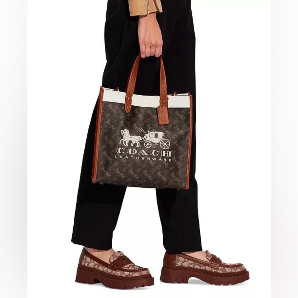 COPY - COPY - Coach Horse and Carriage Field Tote